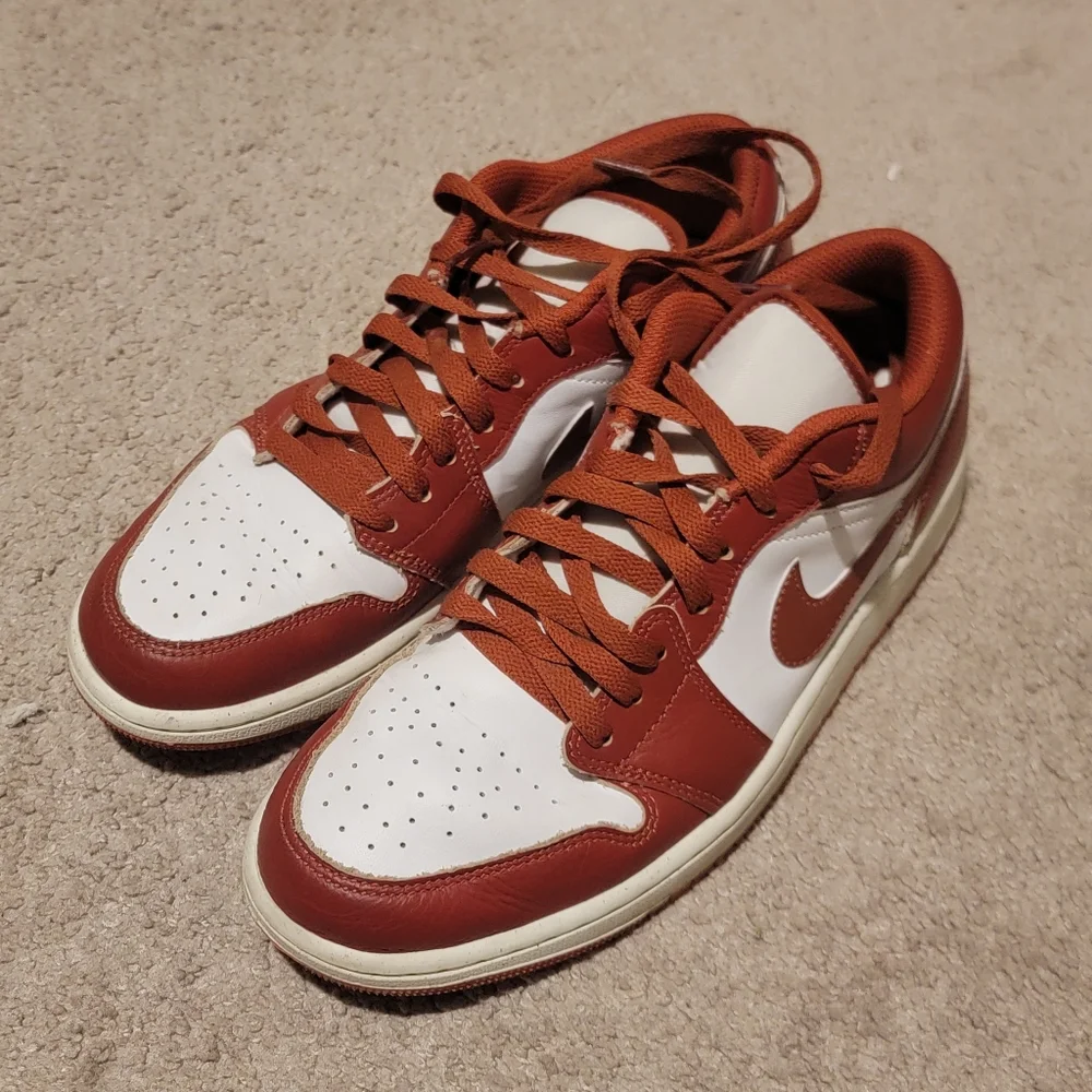 Air Jordan 1 Low SE 'Dune Red' Men's Size 9 FJ3459-160